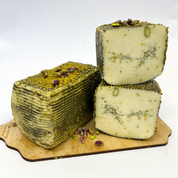 Variegato al pistacchio Formaggio di pecora fresco Caseificio Genna