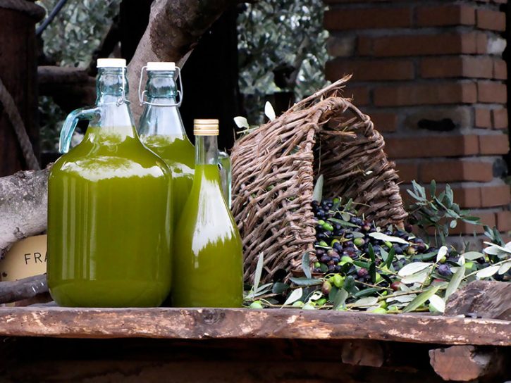 Olio d'Oliva Extravergine Locale Novello 2026 in latta 1/2/3/5 lt